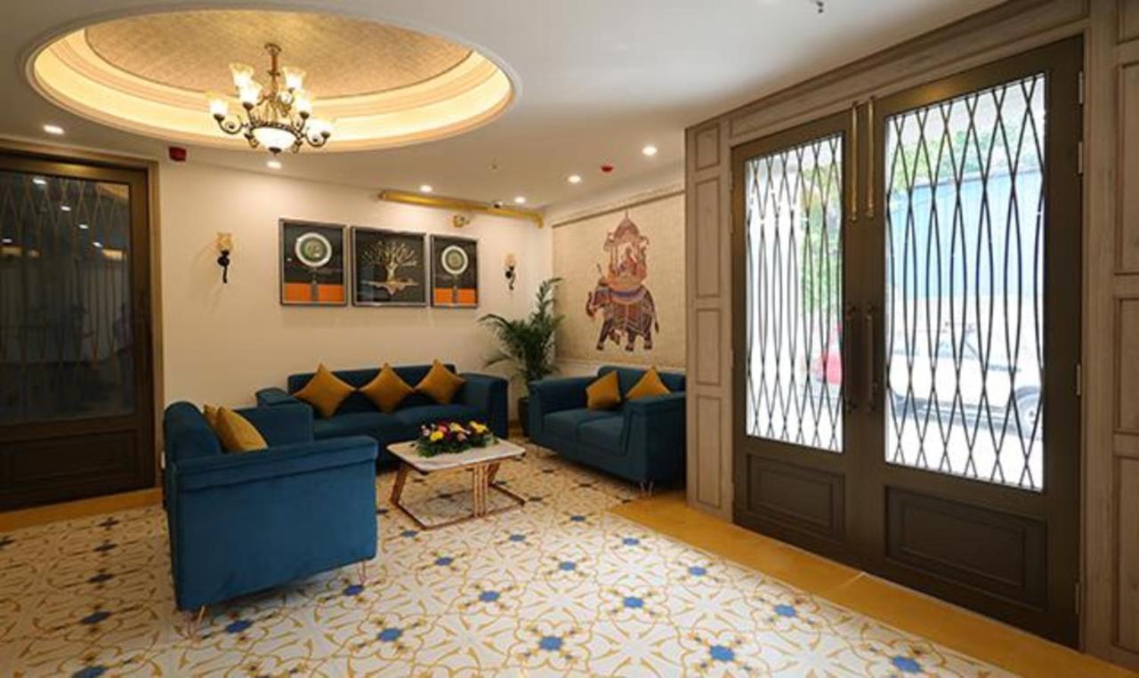 Fabhotel Prime Hampton By Ic'S Noida Ngoại thất bức ảnh